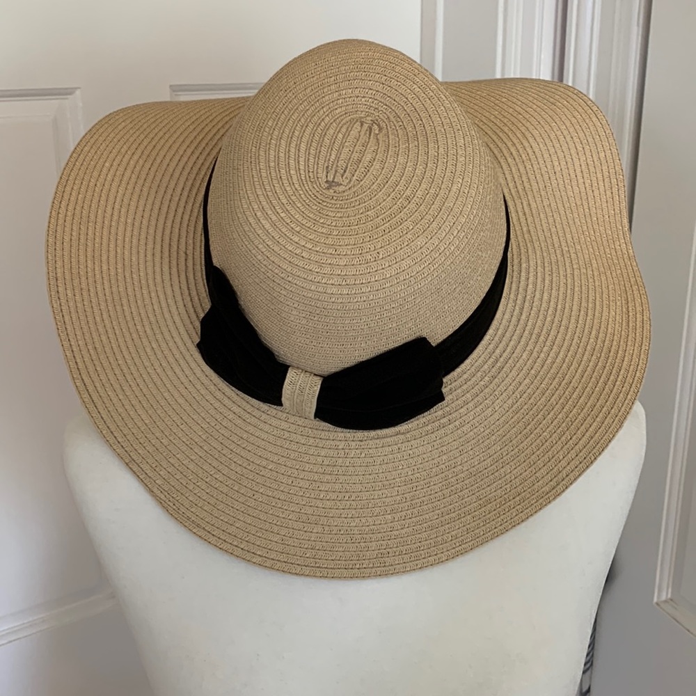 EUC.  Floppy sun hat